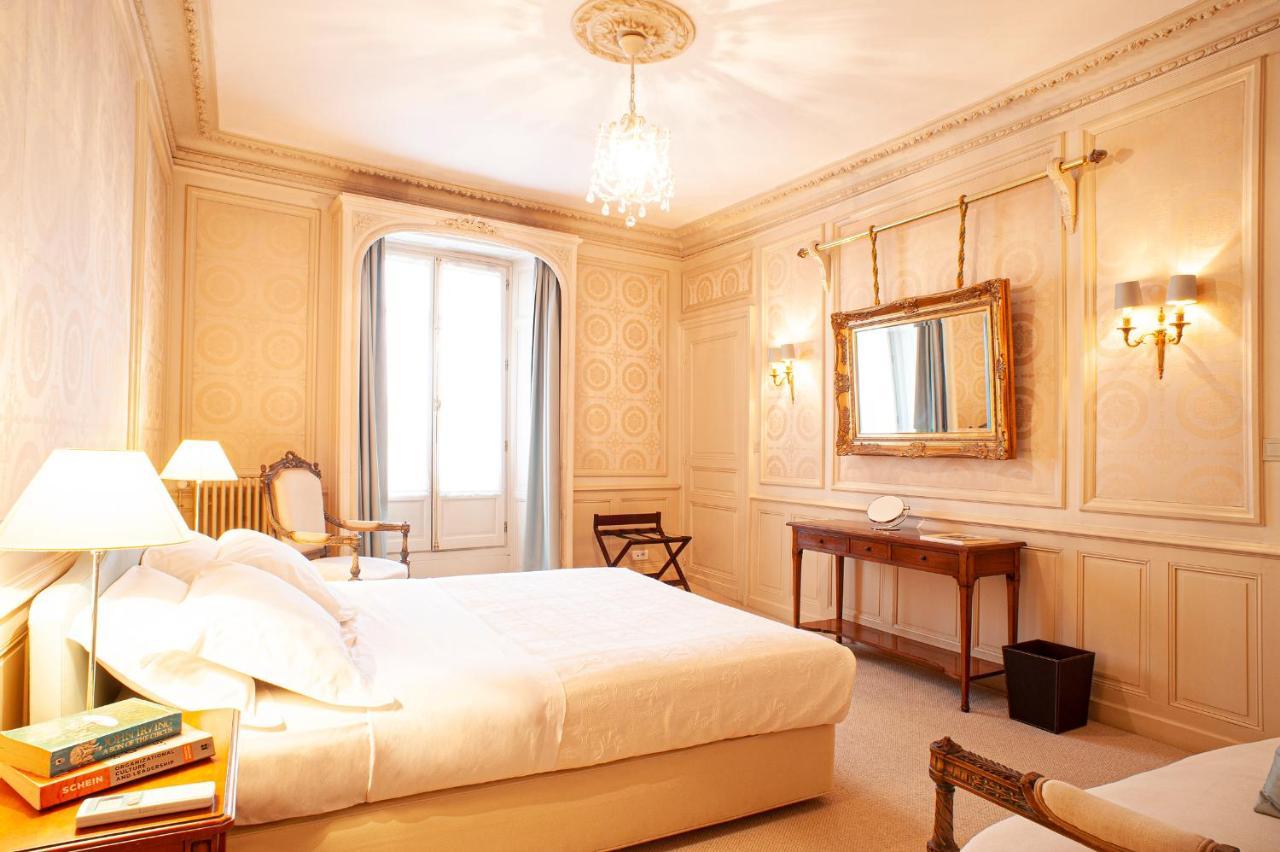Hotel Les Cordeliers Sarlat Esterno foto