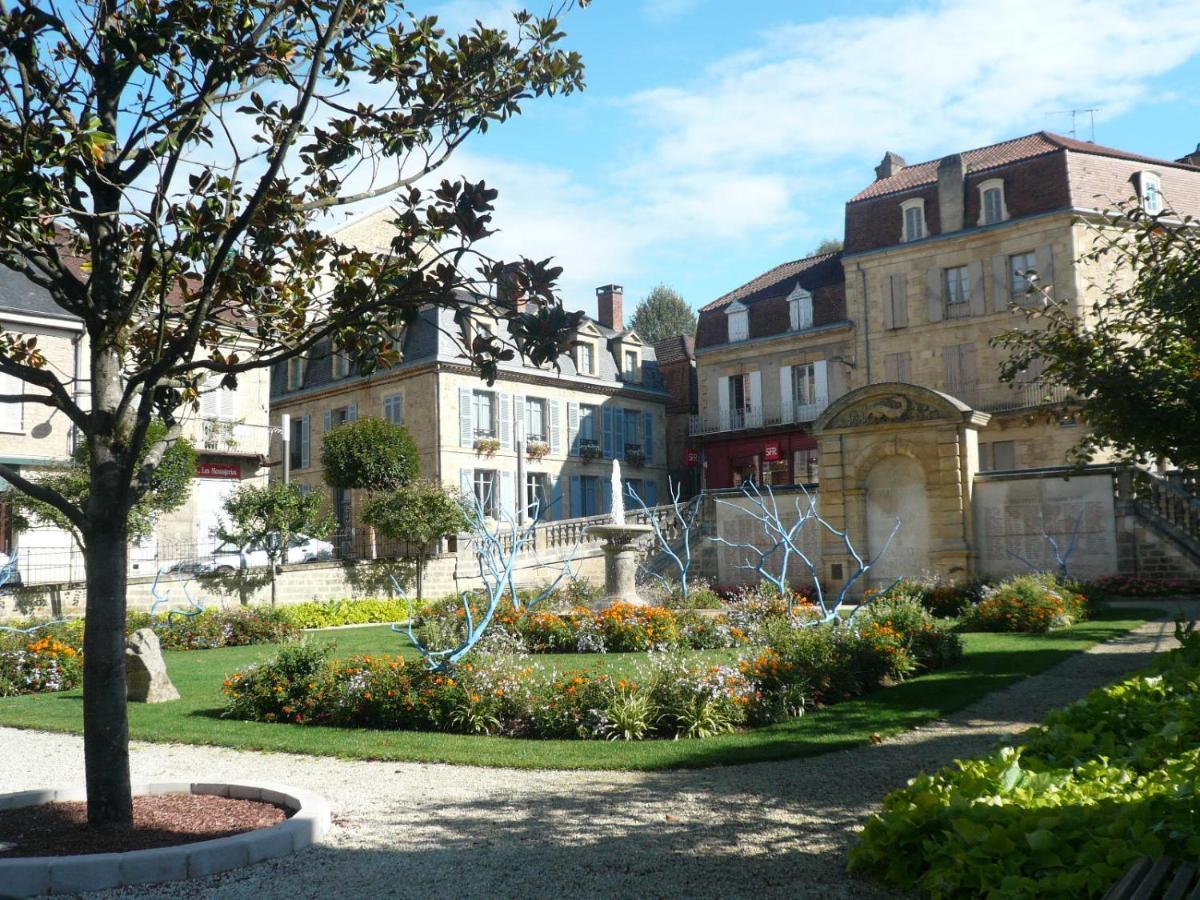 Hotel Les Cordeliers Sarlat Esterno foto