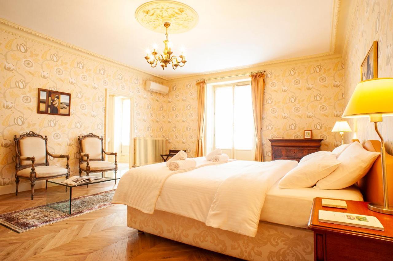 Hotel Les Cordeliers Sarlat Esterno foto