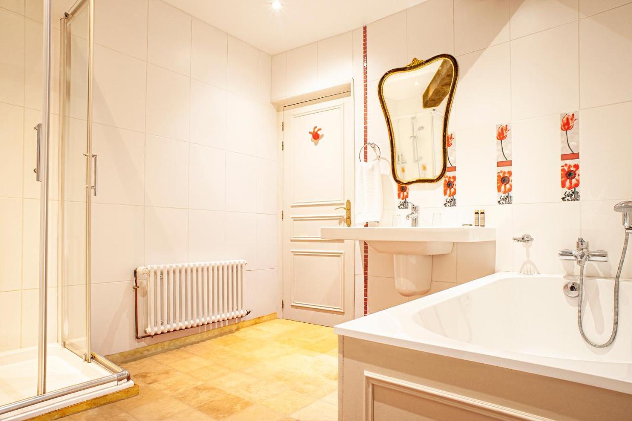 Hotel Les Cordeliers Sarlat Esterno foto