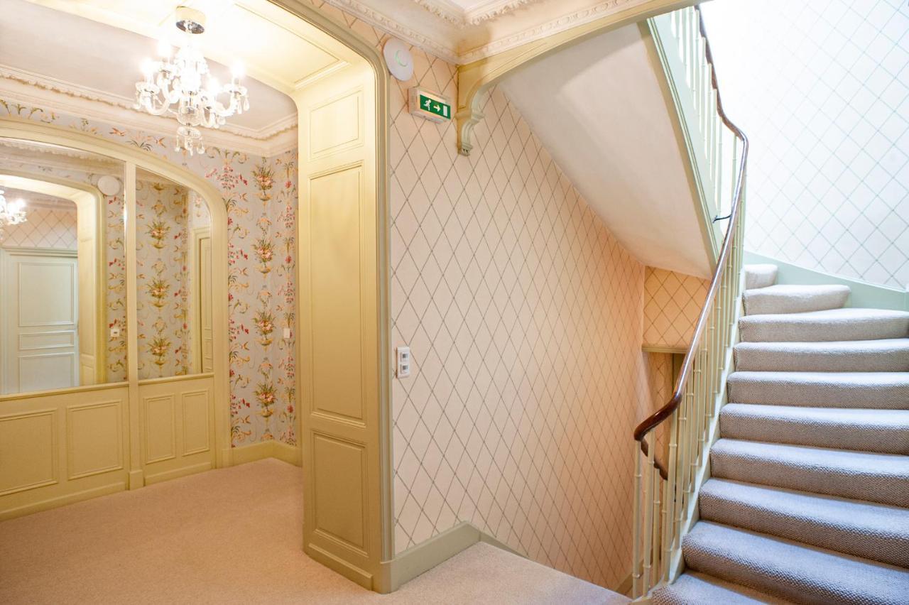 Hotel Les Cordeliers Sarlat Esterno foto