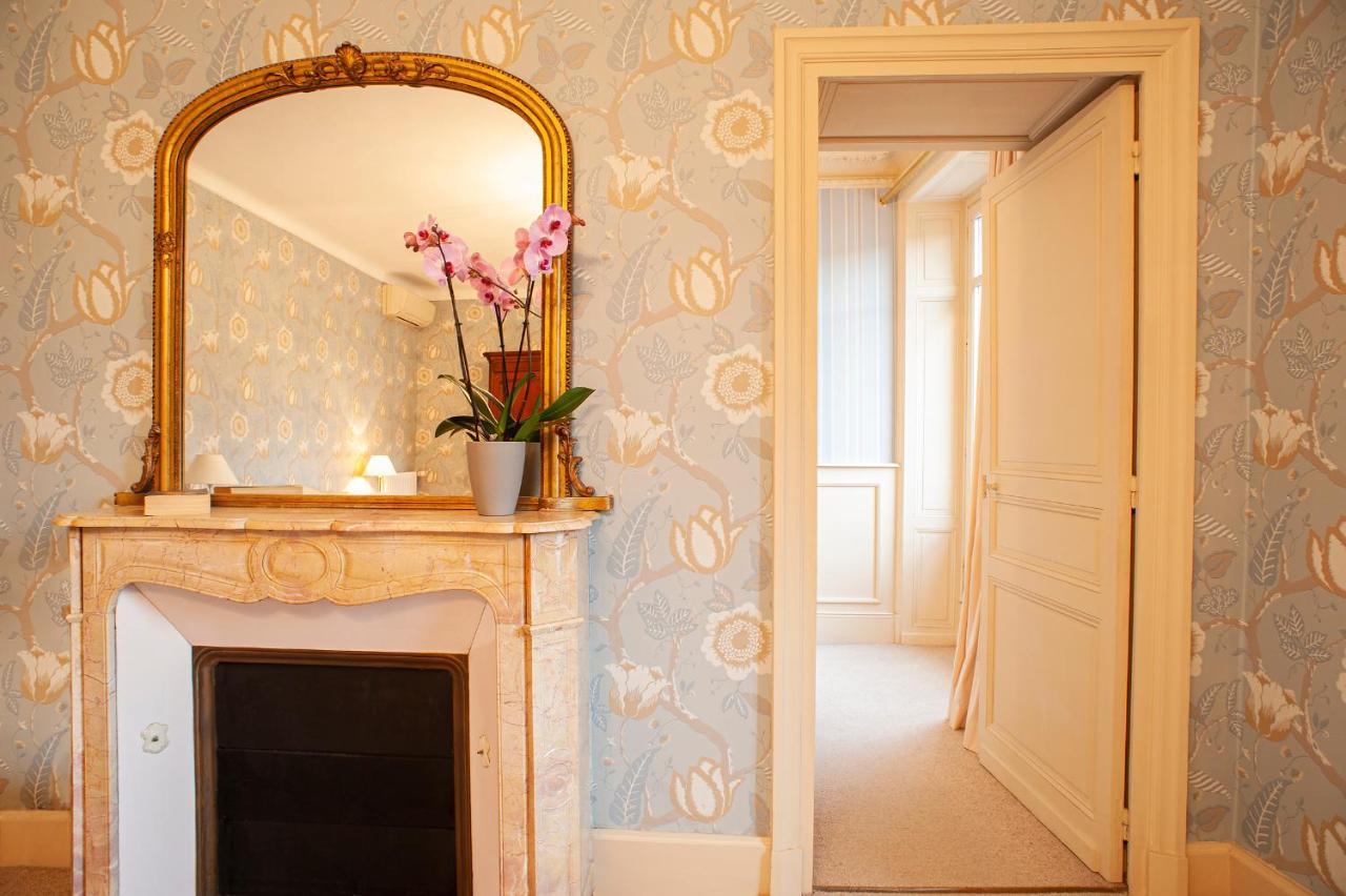 Hotel Les Cordeliers Sarlat Esterno foto